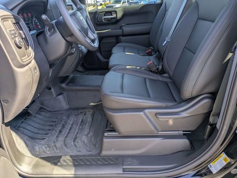 New 2025 Chevrolet Silverado 1500 W/T image 24