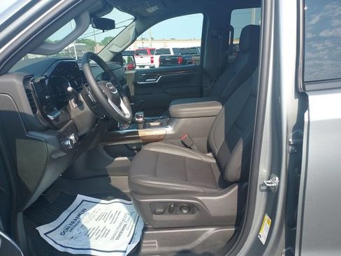 New 2026 GMC Sierra 1500 Elevation w/ Elevation Premium Package AWD/4WD image 13