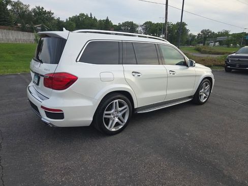 Used 2016 Mercedes-Benz GL 550 4MATIC image 22