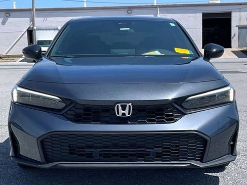 Used 2025 Honda Civic Sport image 4