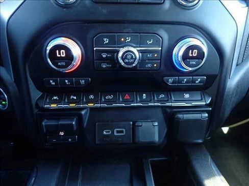 Used 2022 GMC Sierra 1500 SLT w/ SLT Premium Plus Package image 18