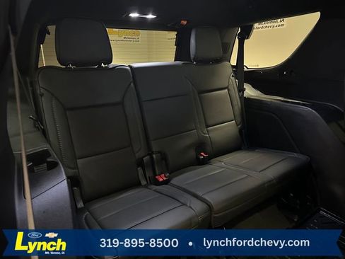 Used 2022 GMC Yukon Denali w/ Denali Premium Package AWD/4WD image 24