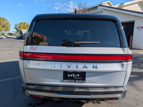Used 2023 Rivian R1S Adventure AWD/4WD image 8