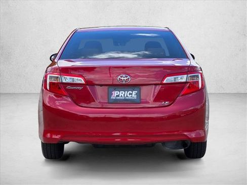 Used 2014 Toyota Camry LE FWD image 6