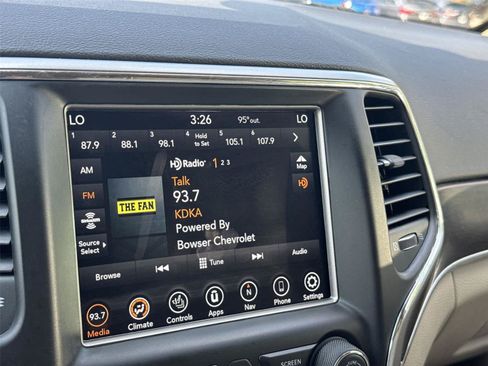 Used 2018 Jeep Grand Cherokee Limited AWD/4WD image 29