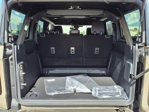 New 2026 Ford Bronco Outer Banks AWD/4WD image 21