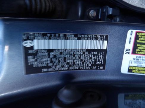 Used 2016 Toyota Corolla image 25