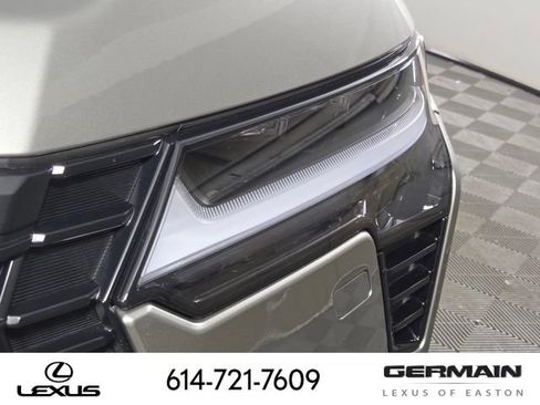 Certified 2026 Lexus GX 550 AWD/4WD image 14
