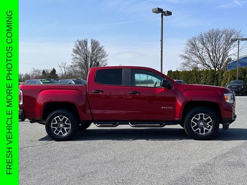 Used 2021 GMC Canyon AT4 w/ Driver Alert Package AWD/4WD image 3