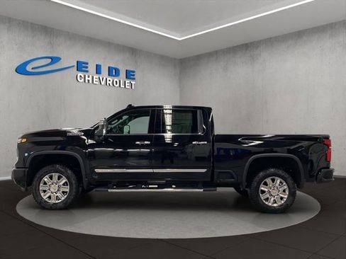 New 2026 Chevrolet Silverado 2500 High Country w/ Max Trailering Package AWD/4WD image 6