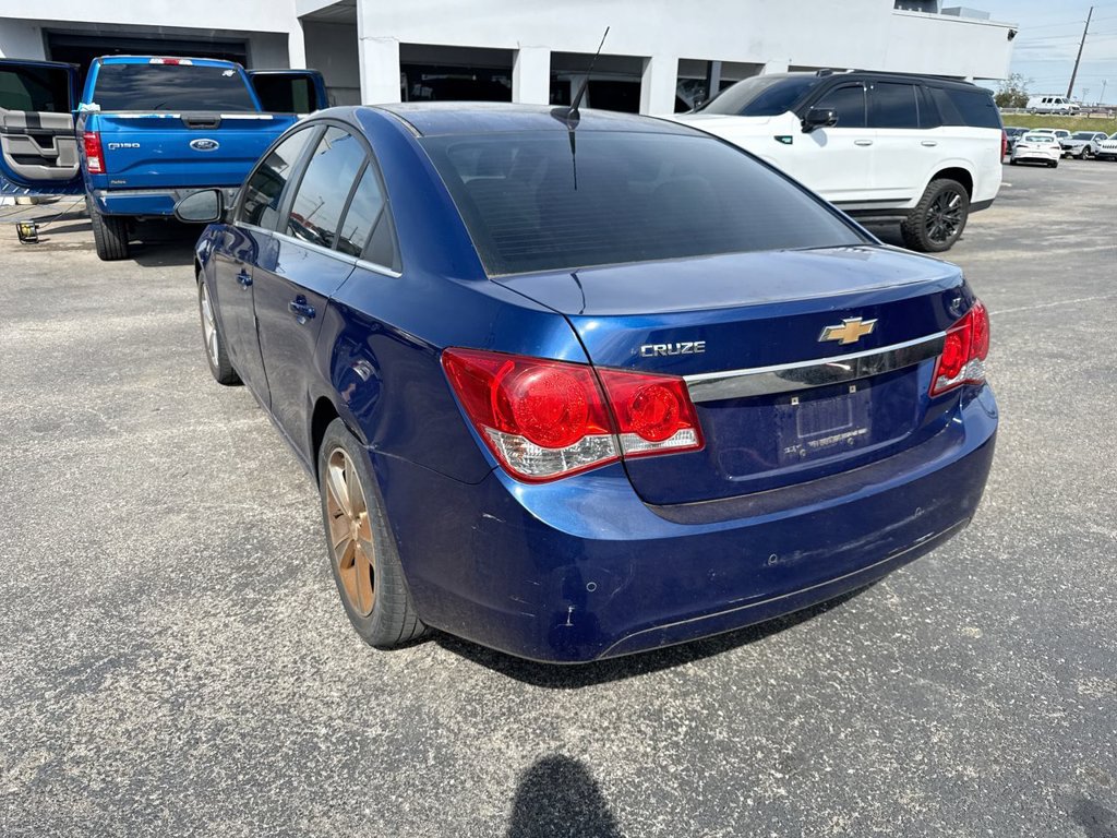 Used 2012 Chevrolet Cruze LT FWD image 4