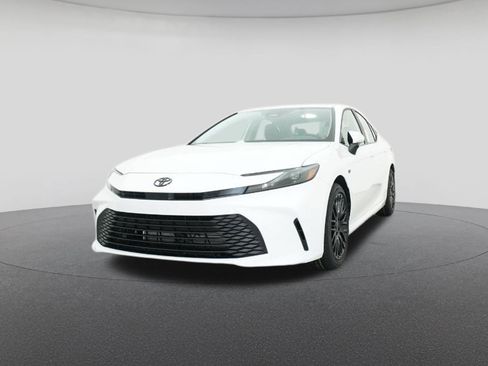 New 2026 Toyota Camry LE image 32