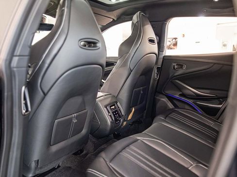 New 2026 Aston Martin DBX 707 image 34