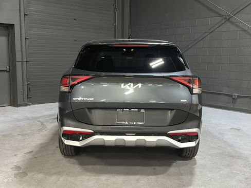 Used 2024 Kia Sportage LX AWD/4WD image 5