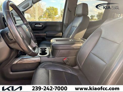 Used 2019 Chevrolet Silverado 1500 LTZ image 4