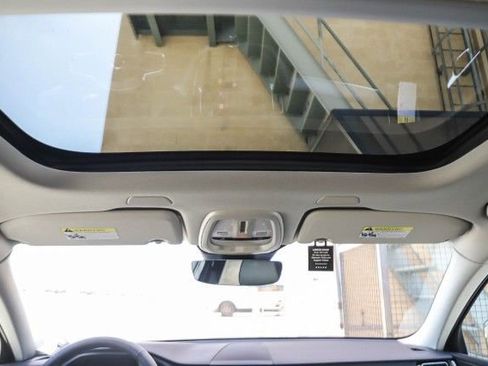 New 2025 Volvo XC60 B5 Core w/ Protection Package Premier image 17