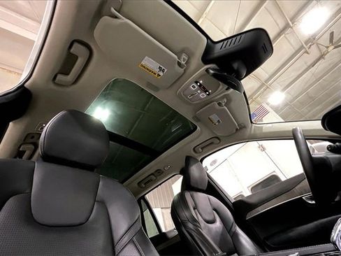 Certified 2023 Volvo XC90 B6 Ultimate w/ Lounge Package image 23