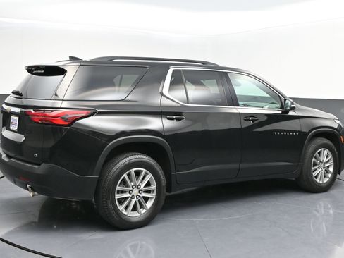 Used 2023 Chevrolet Traverse LT AWD/4WD image 7