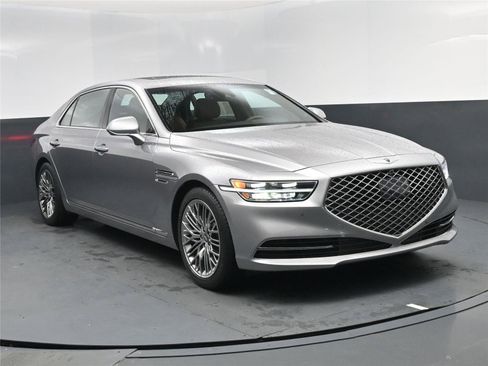 Used 2021 Genesis G90 3.3T Premium image 26