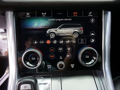 Used 2018 Land Rover Range Rover Sport Supercharged AWD/4WD image 35