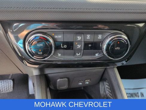 Used 2025 Chevrolet TrailBlazer LT w/ Convenience Package AWD/4WD image 18