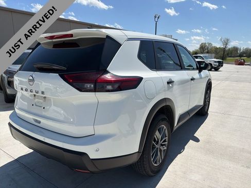 Certified 2024 Nissan Rogue S image 5