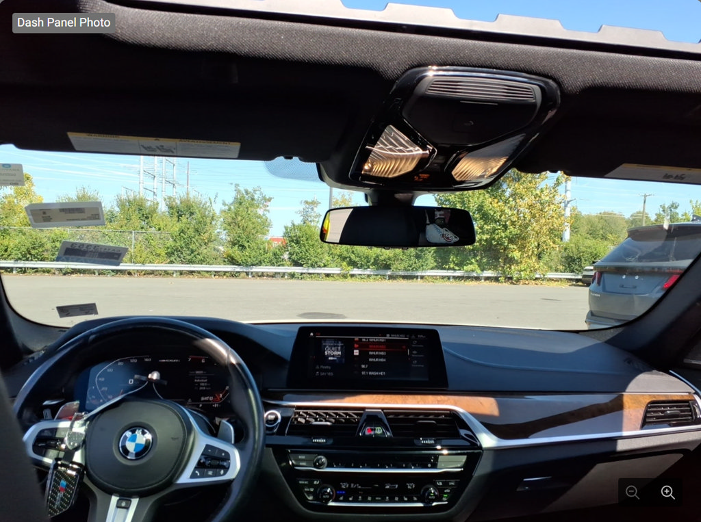 Used 2020 BMW M550i xDrive w/ Executive Package AWD/4WD image 10