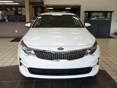 Used 2018 Kia Optima EX image 18