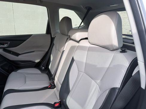 Used 2019 Subaru Forester Limited image 26