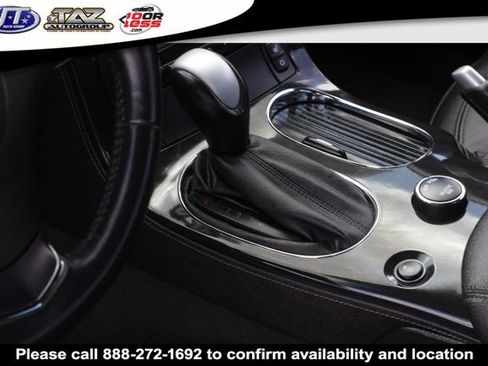 Used 2013 Chevrolet Corvette Convertible w/ 3LT Preferred Equipment Group RWD image 21