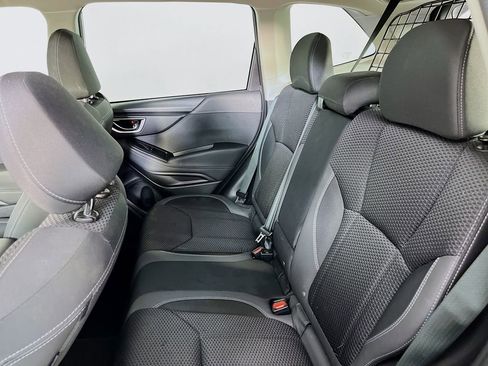 Used 2022 Subaru Forester Premium AWD/4WD image 33