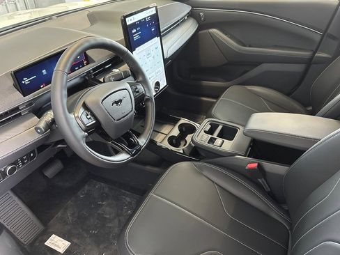 New 2026 Ford Mustang Mach-E Select RWD image 11
