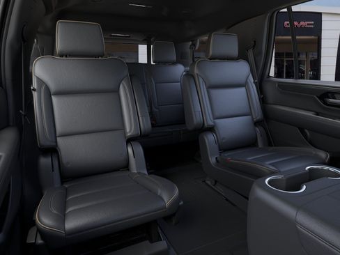 New 2026 GMC Yukon Elevation RWD image 17