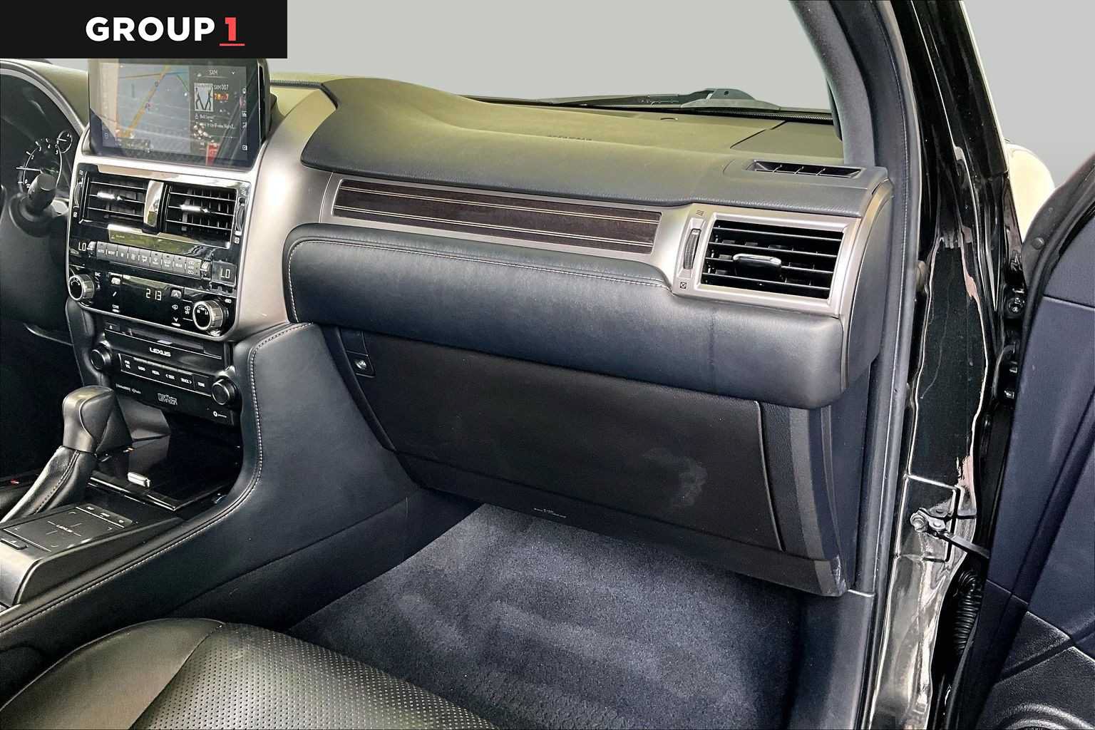 Certified 2023 Lexus GX 460 Luxury w/ Sport Design Package AWD/4WD image 16