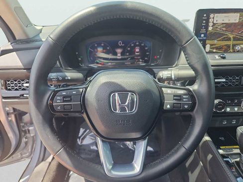 Used 2023 Honda Accord Touring image 30