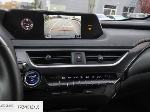 Used 2021 Lexus UX 250h image 25