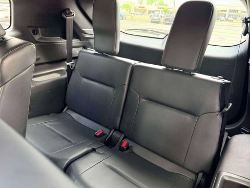 Used 2024 Mitsubishi Outlander SE AWD/4WD image 13