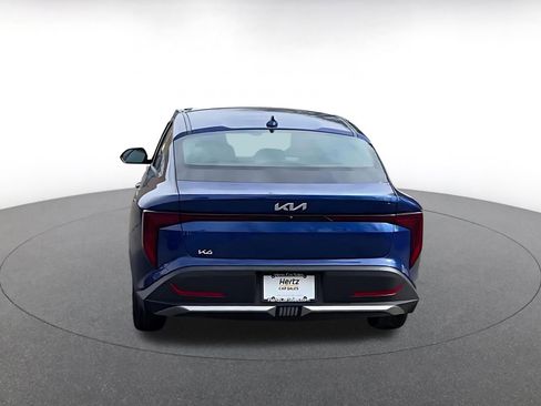 Used 2025 Kia K4 LXS image 11