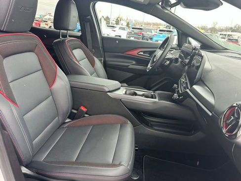 Used 2024 Chevrolet Equinox EV RS image 16