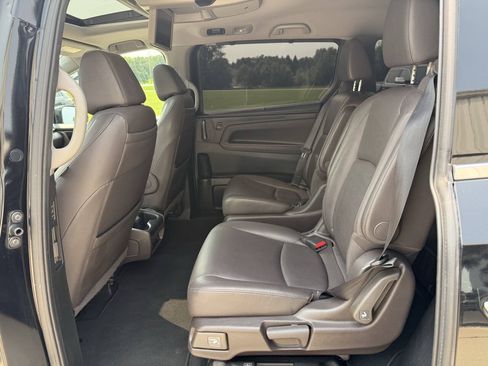 Used 2018 Honda Odyssey Elite image 6