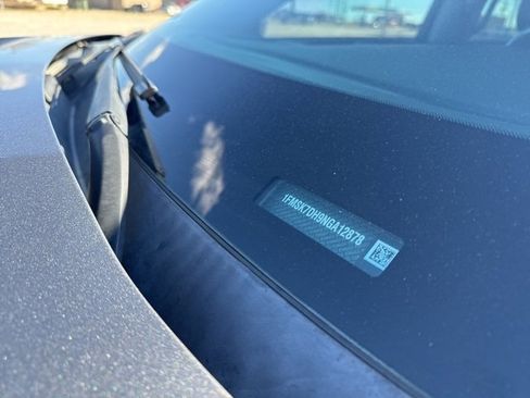 Used 2022 Ford Explorer XLT image 27