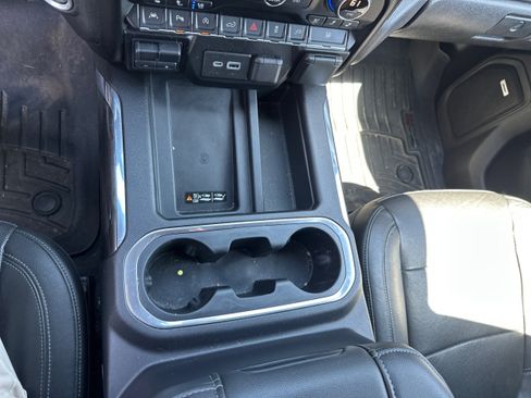 Used 2020 Chevrolet Silverado 1500 LTZ w/ LTZ Plus Package AWD/4WD image 14