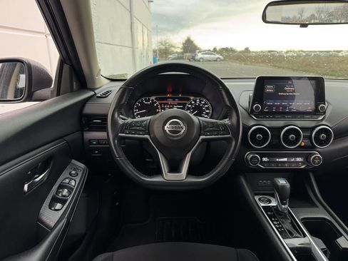 Used 2021 Nissan Sentra SV image 13