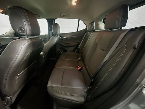 Used 2025 Buick Encore GX Preferred image 28