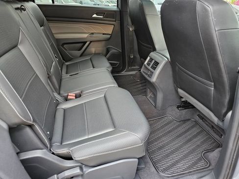 Used 2021 Volkswagen Atlas Cross Sport SE w/ Panoramic Sunroof Package AWD/4WD image 15