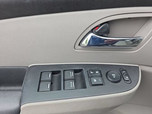 Used 2016 Honda Odyssey SE image 13