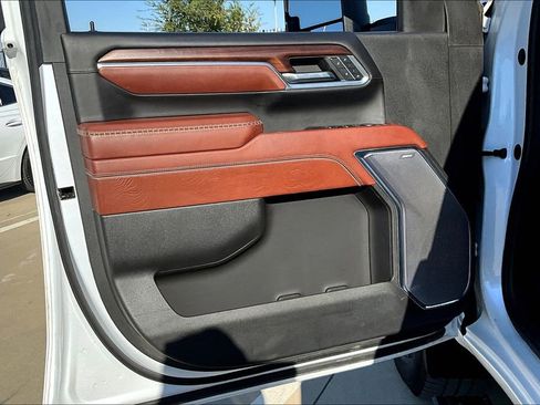 Used 2024 GMC Sierra 3500 Denali Ultimate image 23