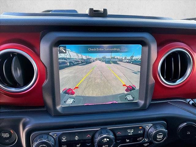 Used 2022 Jeep Gladiator Rubicon w/ LED Lighting Group AWD/4WD image 23