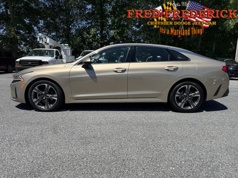 Used 2021 Kia K5 EX FWD image 4