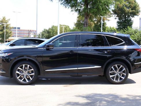 Certified 2024 Acura MDX w/ Technology Package AWD/4WD image 3